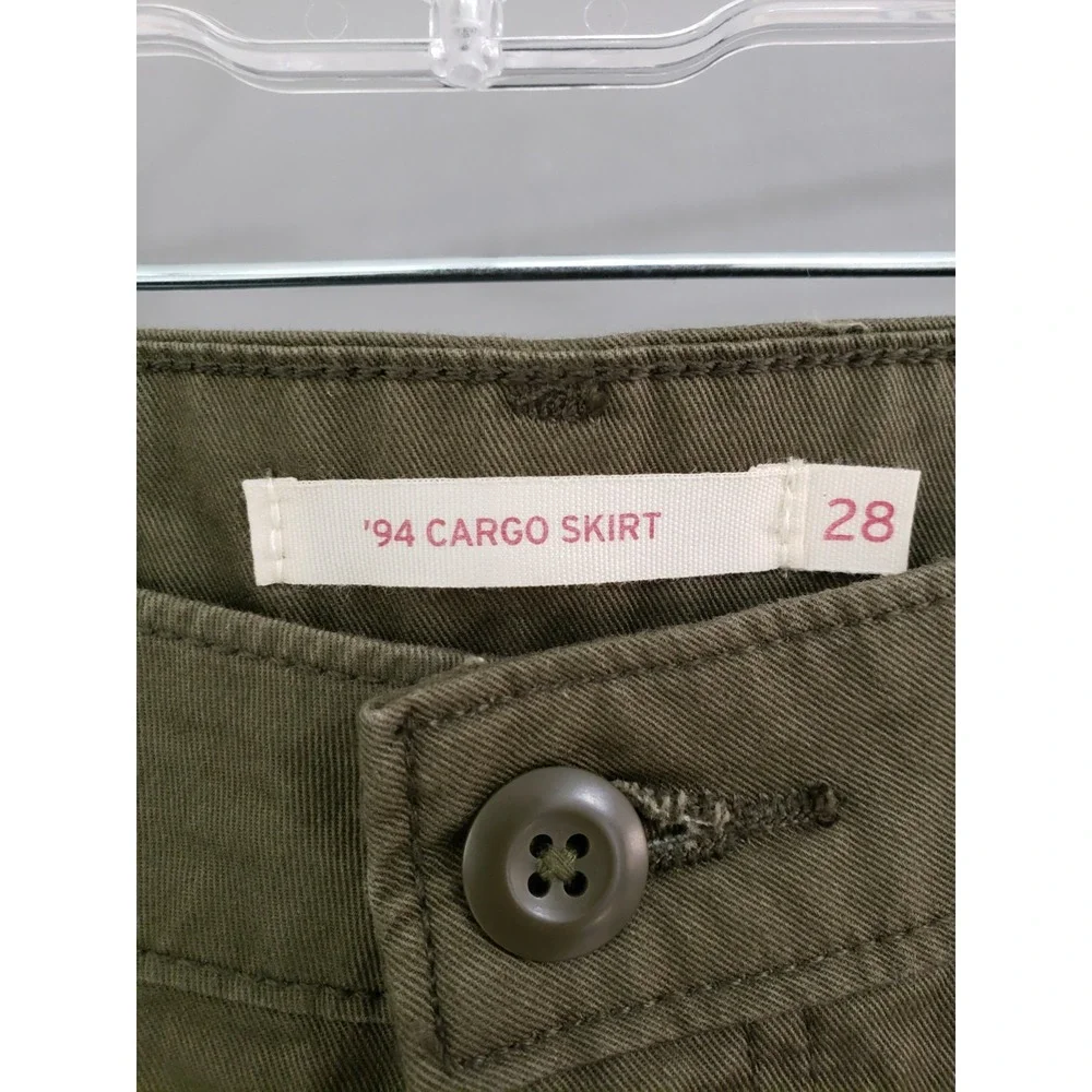 NEW Levi's‎ 94 Cargo Skirt GREEN Size 28 Mini Retro Utility - 100% Cotton Short - Picture 3 of 4